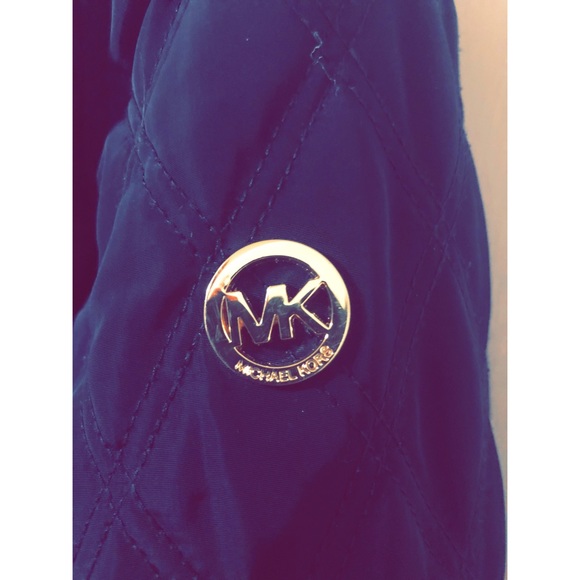 Michael Kors Navy Blue quilted jacket 🧥 - Picture 3 of 5
